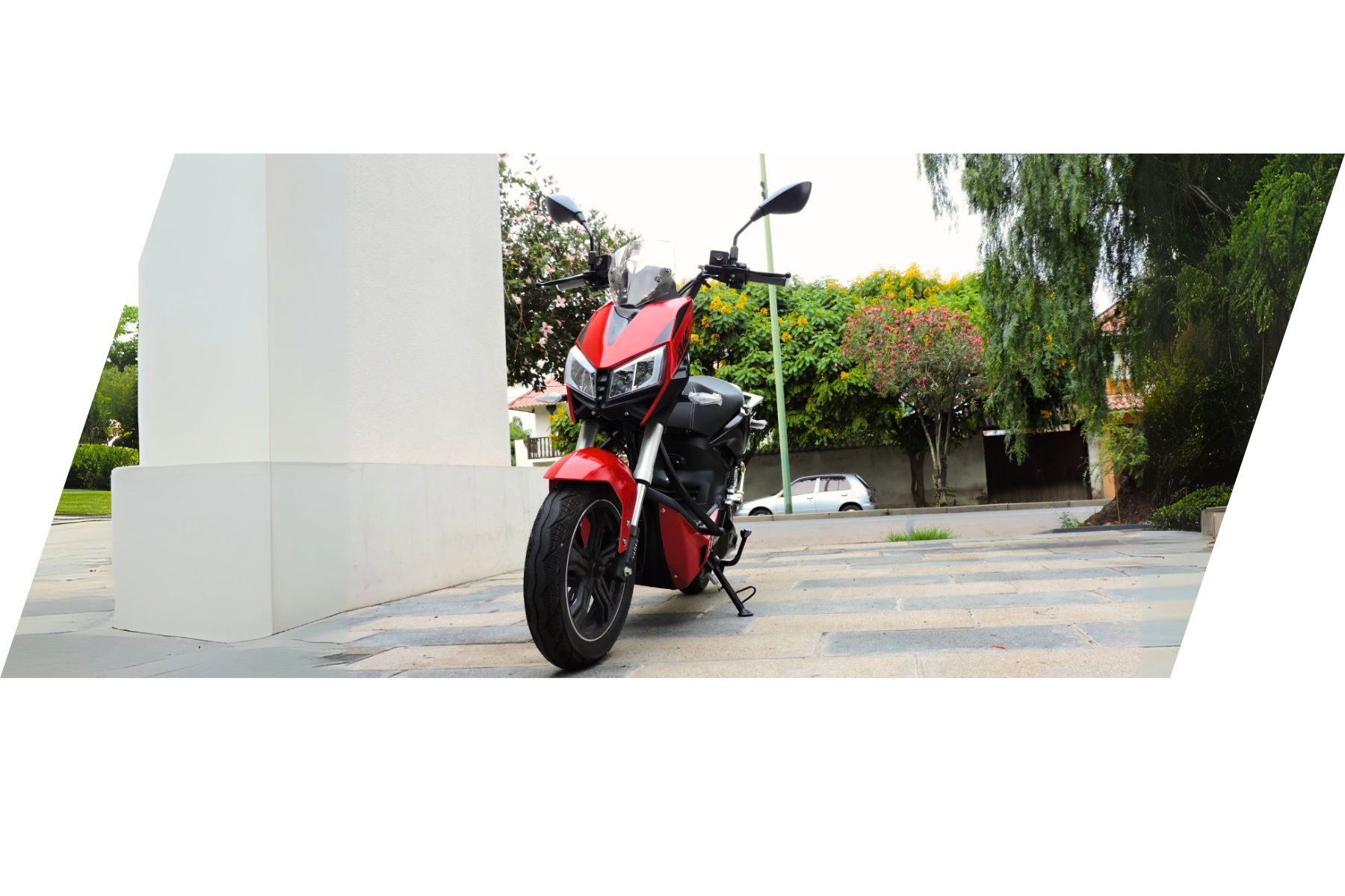 Vista lateral de la motocicleta Quantum Z-3