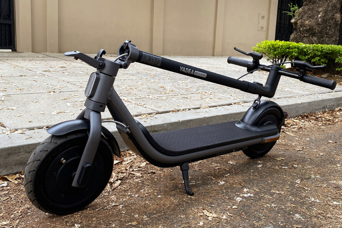 Plegado de la Yadea Starto