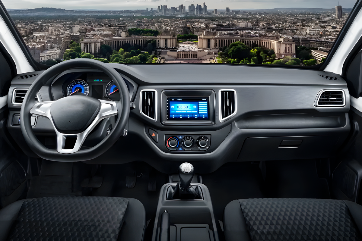 Interior y tablero del Quantum ION Pro